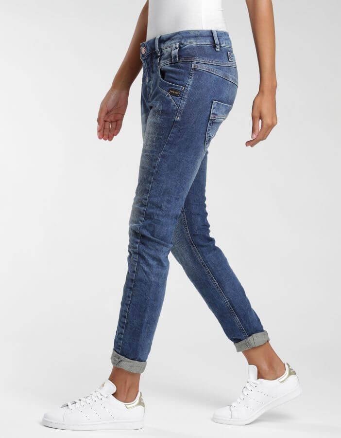 Mode Jeans Slim Jeans Sugar&Spice Jeans in rot mit Ziernieten 